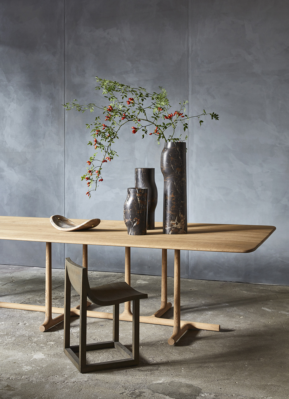 Declourt Collection - TYE table - AIR stool