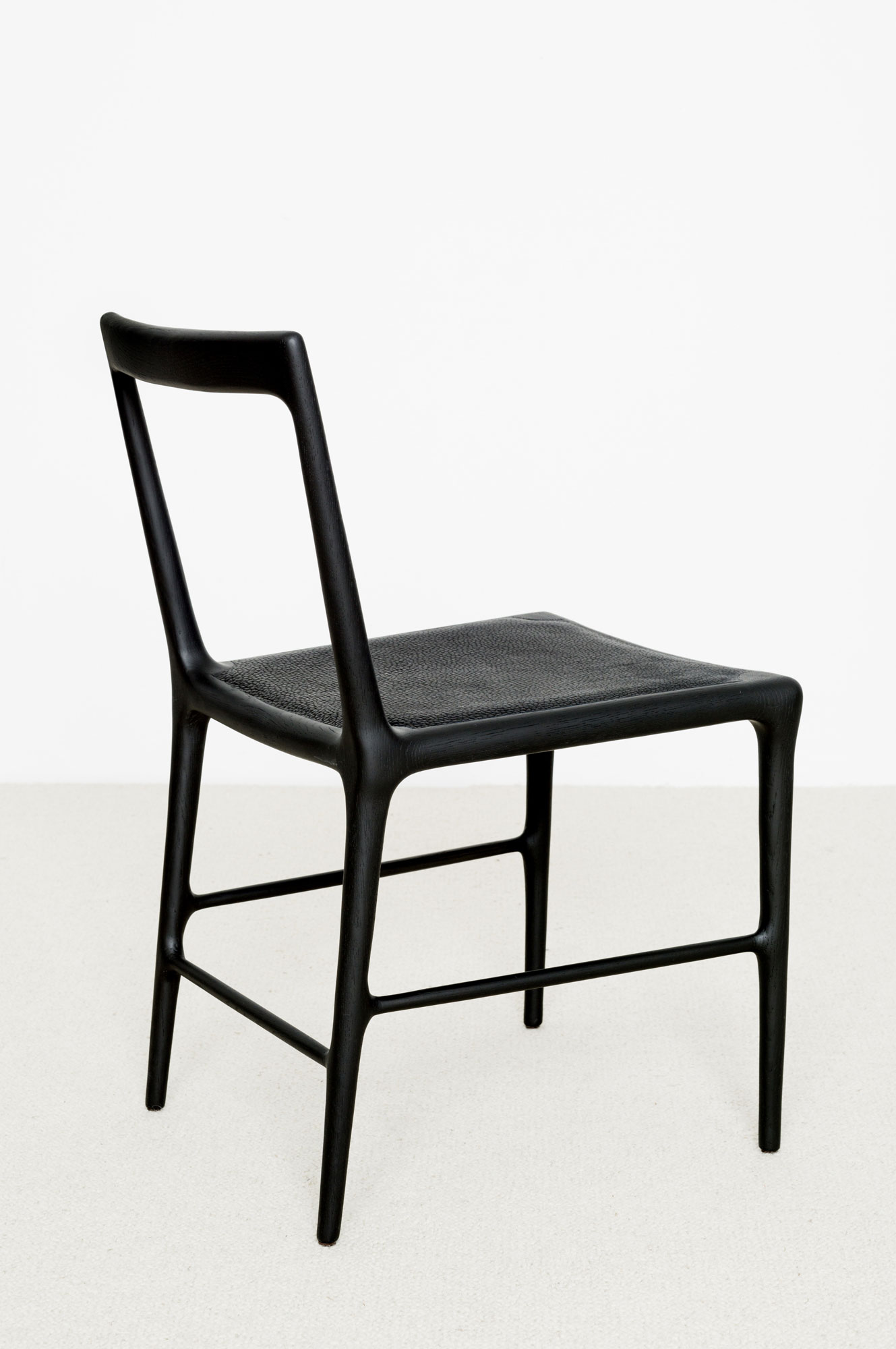 Oud Chair