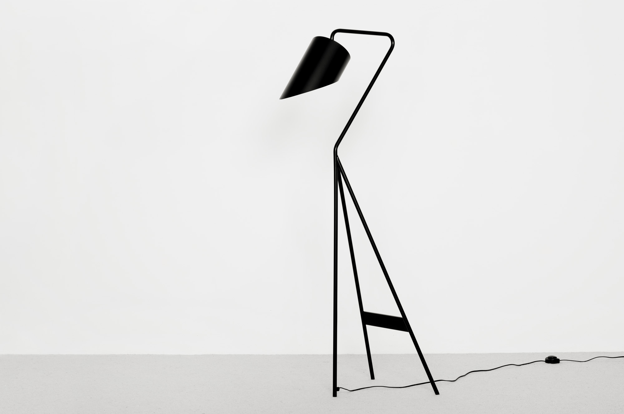 Swn Floor Lamp - Christophe Delcourt